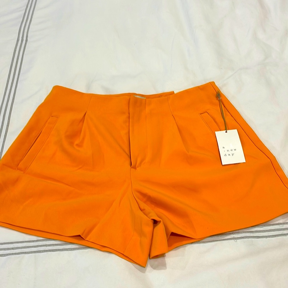 A NEW DAY midi shorts